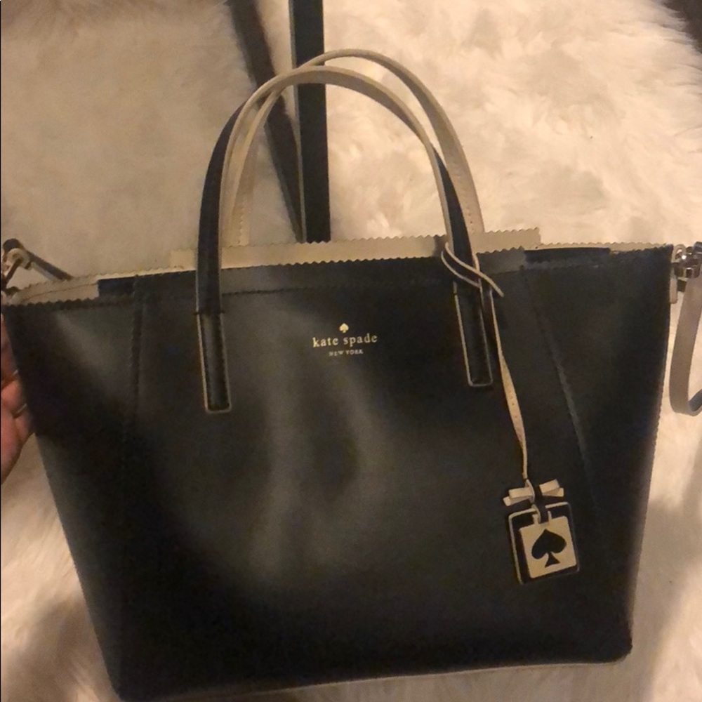 Kate spade purse